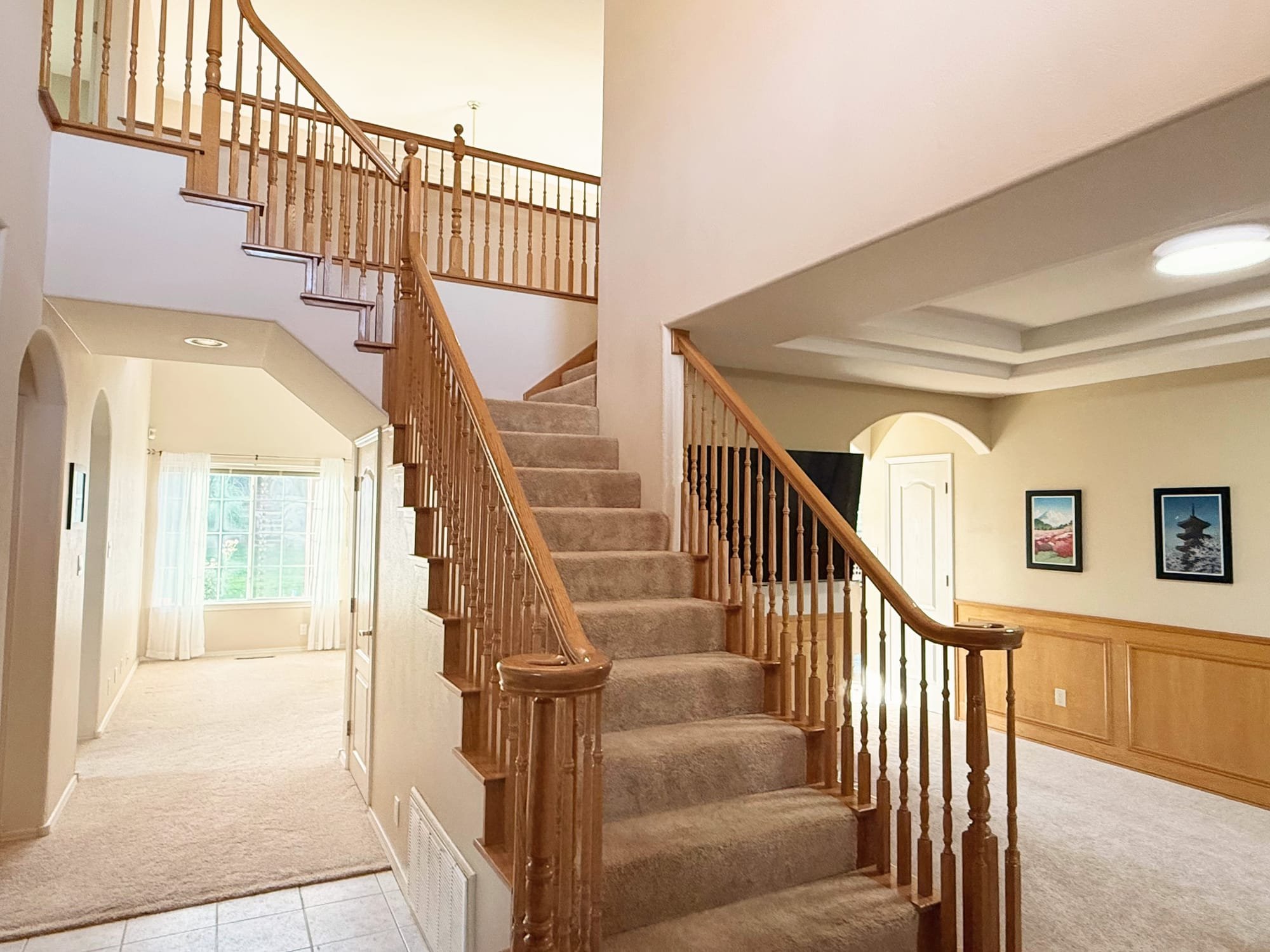 Beautiful 5 Bedroom Home Steps from the Bosque - Image 11