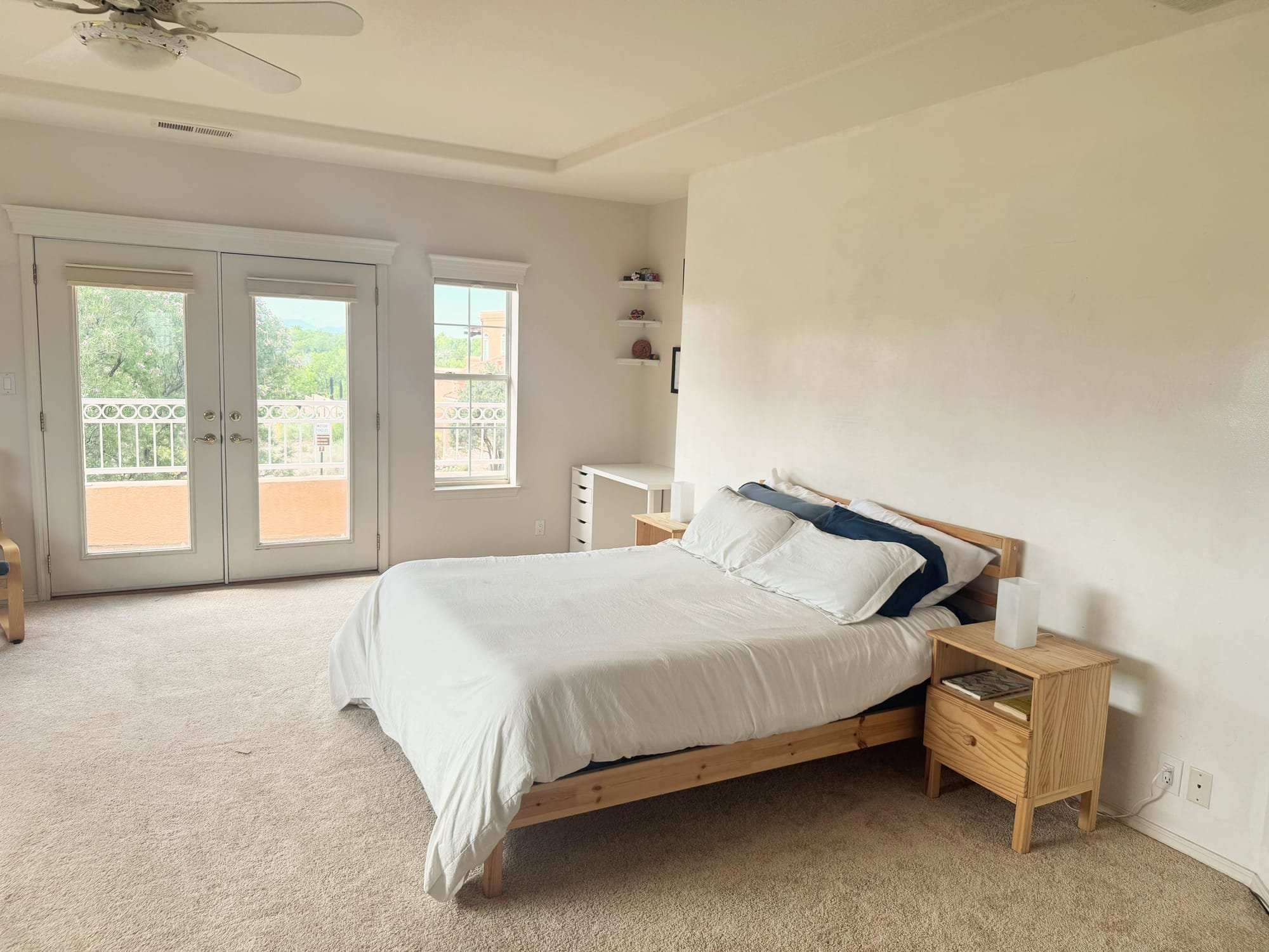 Beautiful 5 Bedroom Home Steps from the Bosque - Image 12