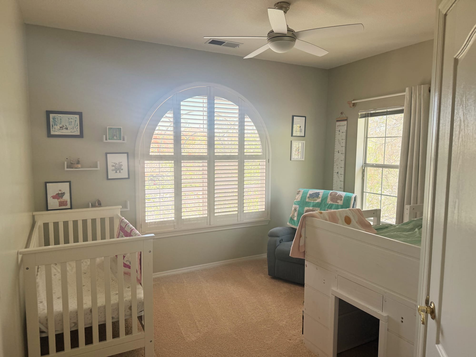 Beautiful 5 Bedroom Home Steps from the Bosque - Image 17